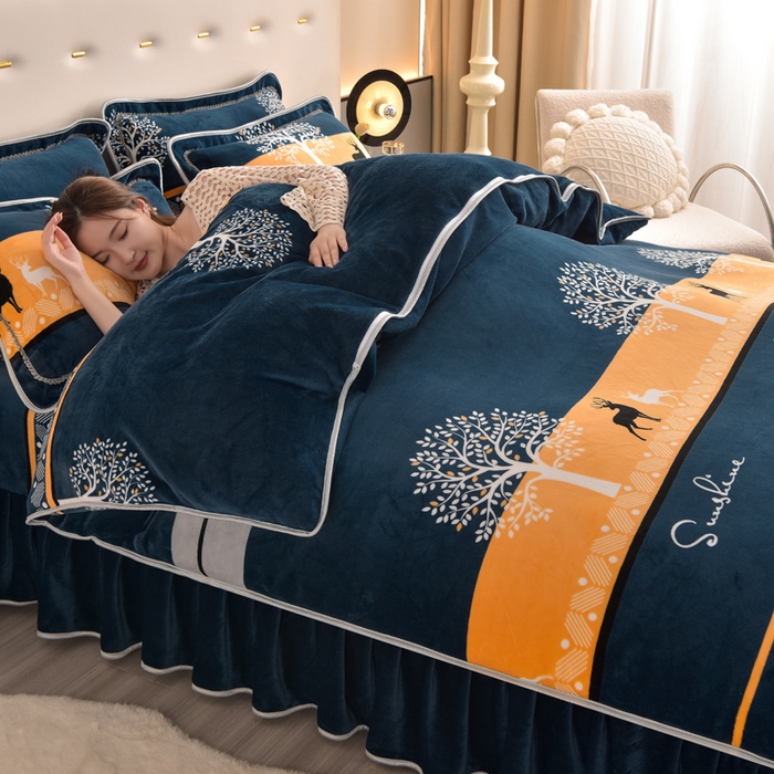 91家纺网 家纺一手货源 找家纺 绒宴 2025新款8.5斤牛奶绒金貂法莱绒床裙款保暖四件套 秋日森林-鹿