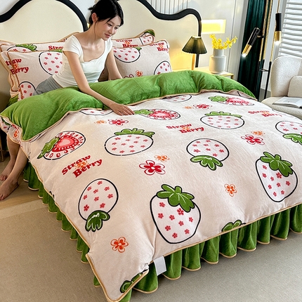 爱洛 2024新款日产过万爆款印花牛奶绒四件套 甜心草莓