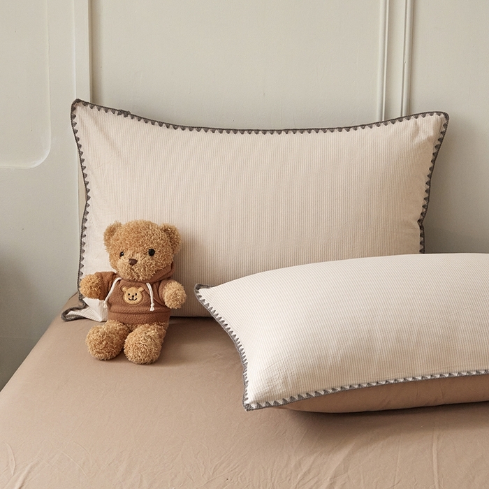 91家纺网 家纺一手货源 找家纺 吉象家纺 2024新款A类全棉色织水洗棉贝壳边三角针四件套    秘境奶咖