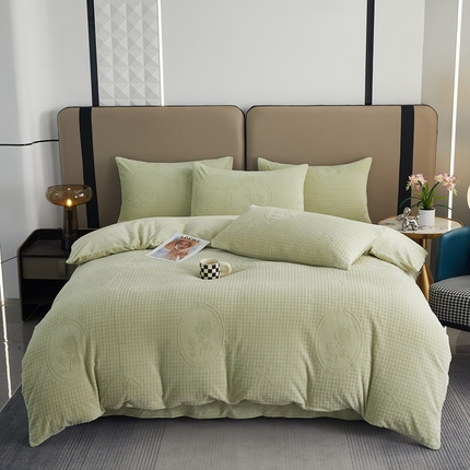 青螺家纺 2024新款纯色雕花牛奶绒四件套婴儿级烂花立体牛奶绒四件套 荣耀-绿