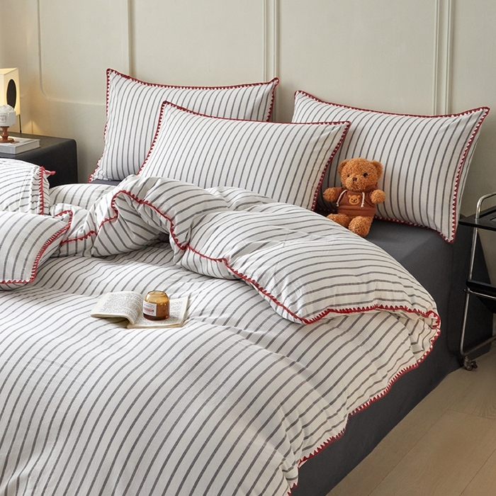 91家纺网 家纺一手货源 找家纺 吉象家纺 2024新款A类全棉色织水洗棉贝壳边三角针四件套    时光浅灰