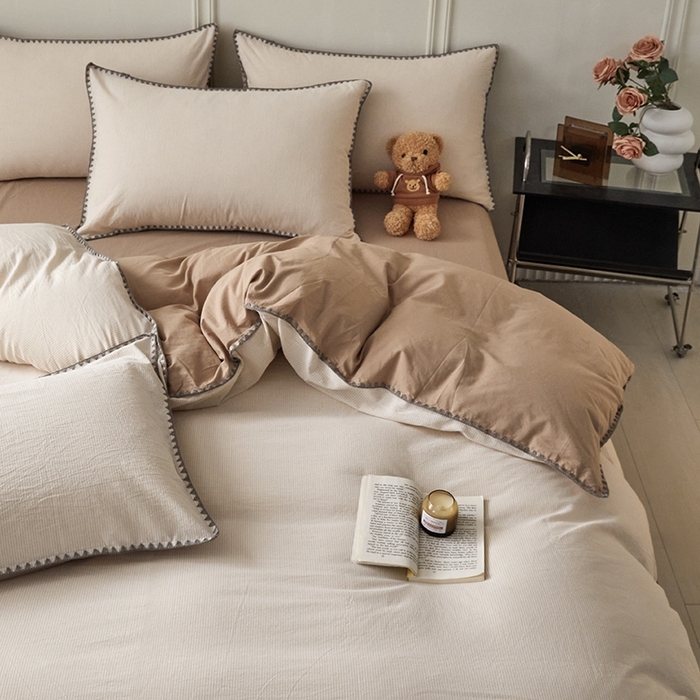 91家纺网 家纺一手货源 找家纺 吉象家纺 2024新款A类全棉色织水洗棉贝壳边三角针四件套    秘境奶咖