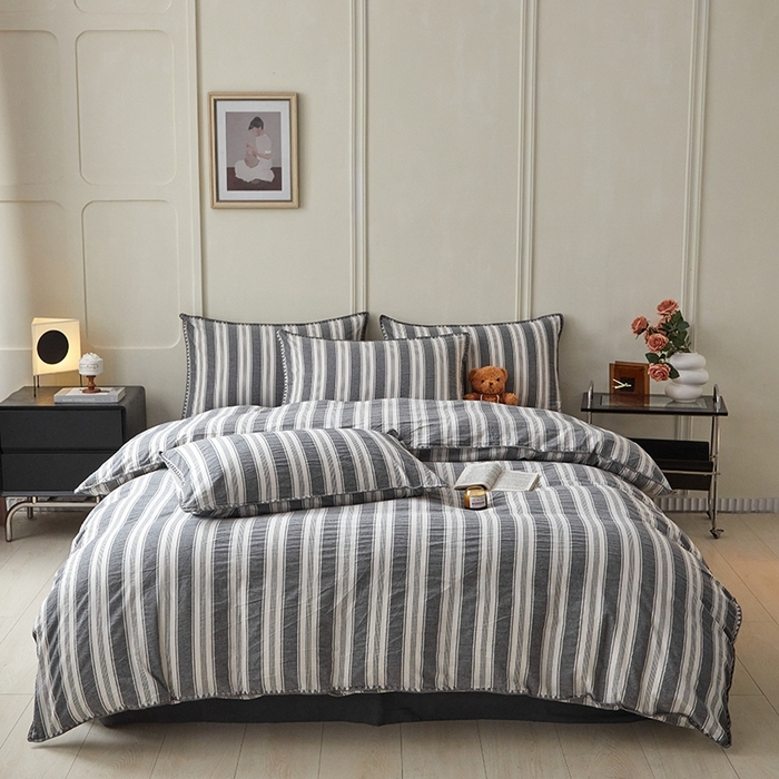 91家纺网 家纺一手货源 找家纺 吉象家纺 2024新款A类全棉色织水洗棉贝壳边三角针四件套    青春浅灰