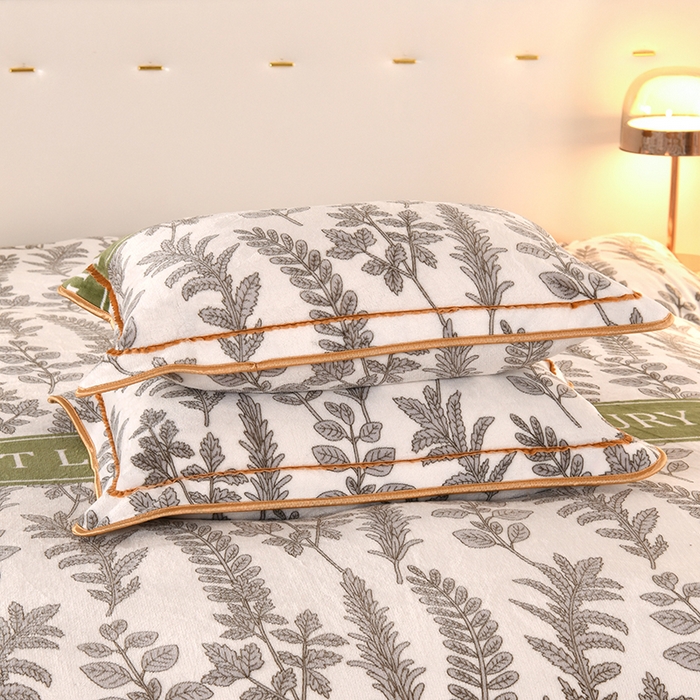 91家纺网 家纺一手货源 找家纺 爱洛家纺 2024新款高克重牛奶绒印花四件套 诗情画意