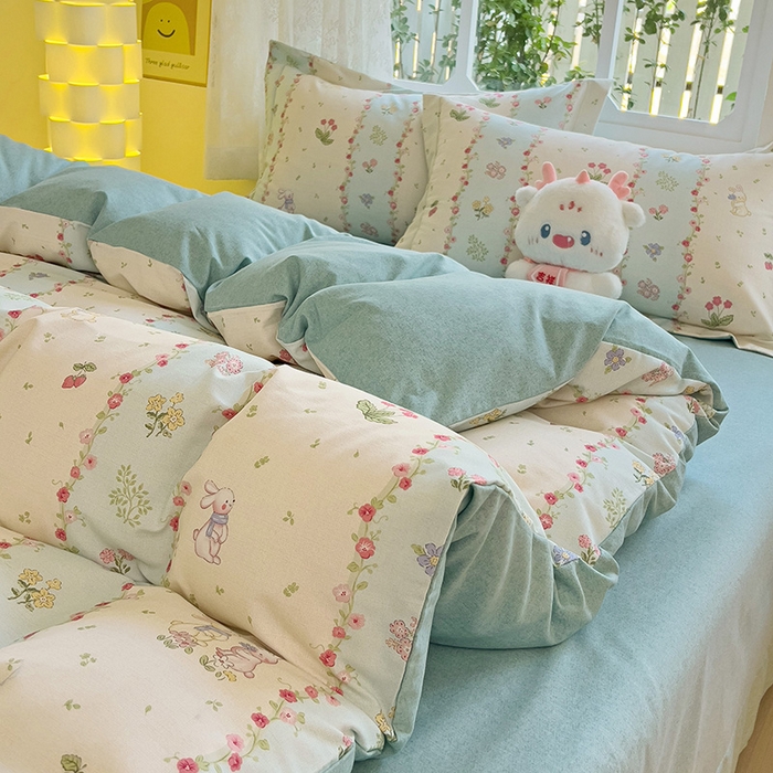 91家纺网 家纺一手货源 找家纺 2024新款全棉印花磨毛系列四件套 花花仙兔