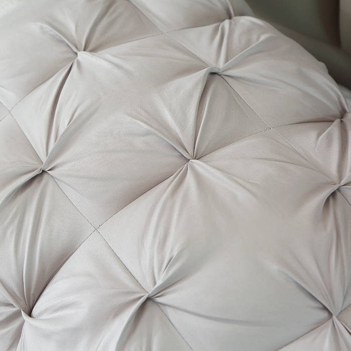 91家纺网 家纺一手货源 找家纺 2024新款扭花枕头枕芯深灰