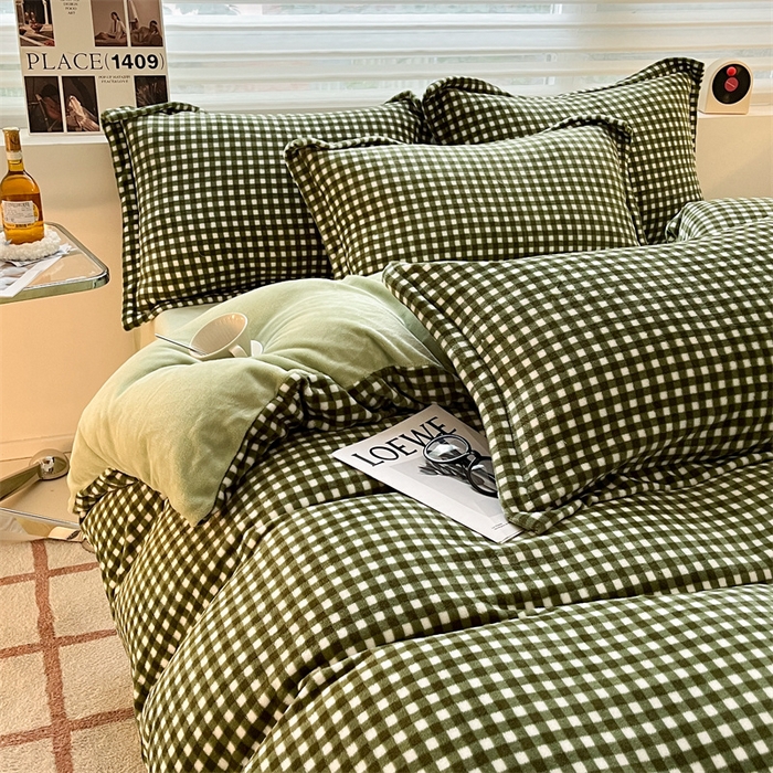 91家纺网 家纺一手货源 找家纺 启程家纺 2024新款无印风A类牛奶绒四件套 小格子-抹茶绿