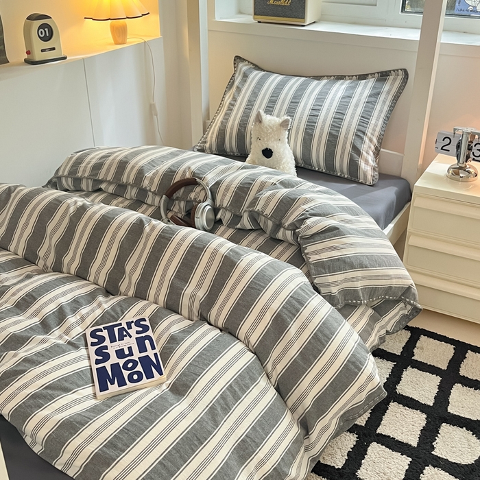 91家纺网 家纺一手货源 找家纺 吉象家纺 2025新款全棉水洗棉三角针学生三件套四件套 青春-浅灰