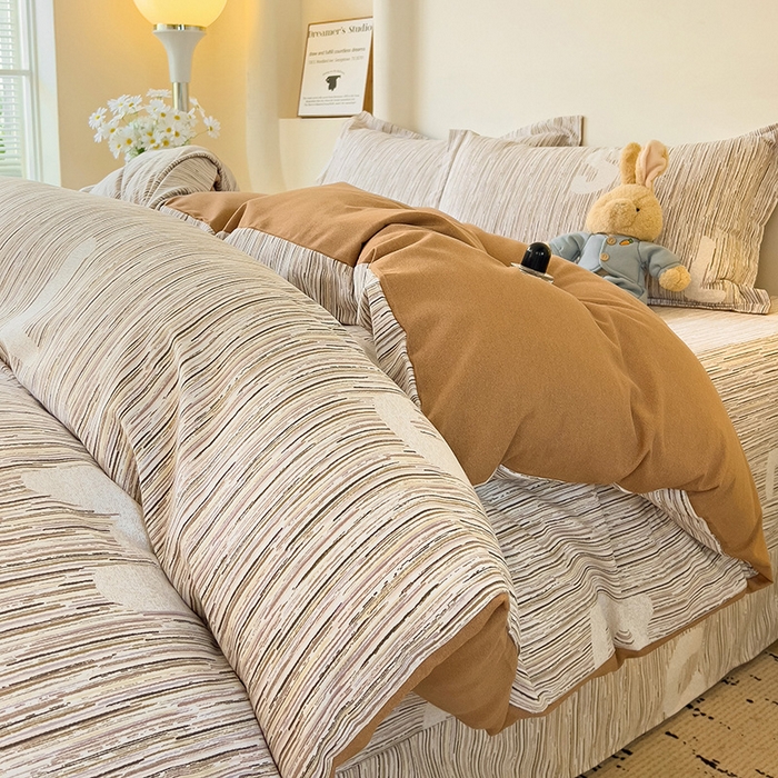 91家纺网 家纺一手货源 找家纺 2024新款全棉印花磨毛系列四件套 休闲字母