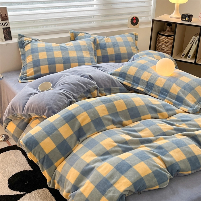 91家纺网 家纺一手货源 找家纺 启程家纺 2024新款无印风A类牛奶绒四件套 大格子-蓝黄