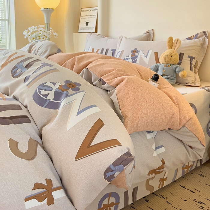 91家纺网 家纺一手货源 找家纺 2024新款全棉印花磨毛系列四件套 奇趣妙想