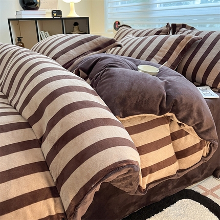 91家纺网 家纺一手货源 找家纺 （总）启程家纺 2024新款无印风A类牛奶绒四件套