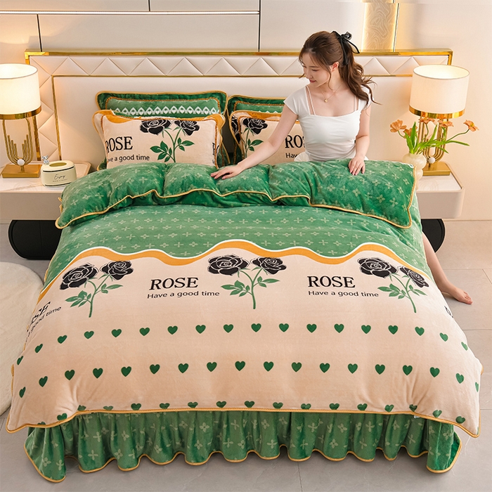 91家纺网 家纺一手货源 找家纺 爱洛家纺 2024新款高克重牛奶绒印花四件套 玫瑰之约