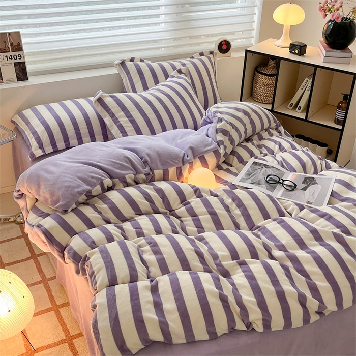 91家纺网 家纺一手货源 找家纺 启程家纺 2024新款无印风A类牛奶绒四件套 条纹-紫