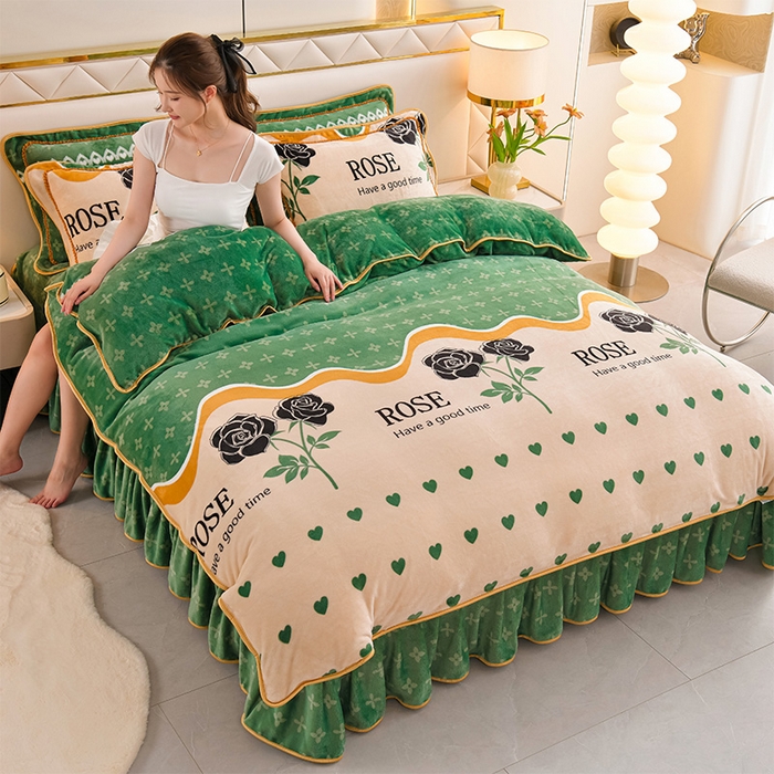 91家纺网 家纺一手货源 找家纺 爱洛家纺 2024新款高克重牛奶绒印花四件套 玫瑰之约