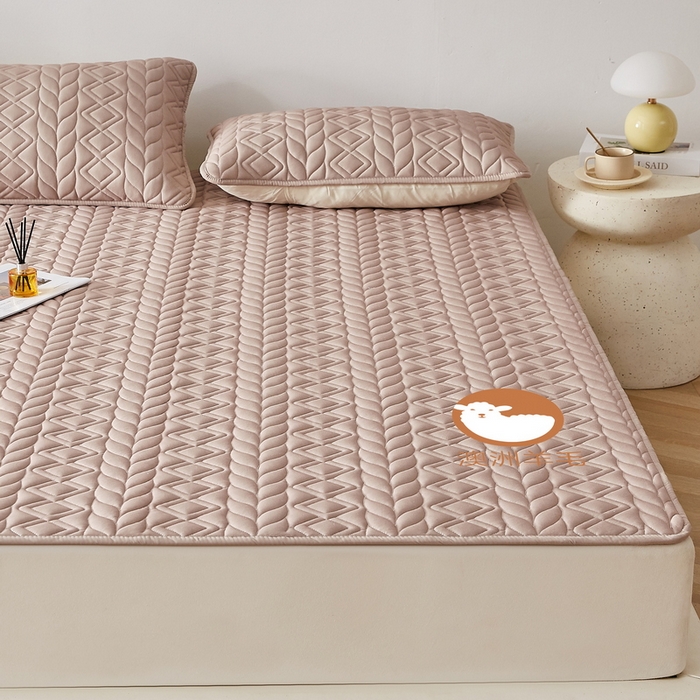 91家纺网 家纺一手货源 找家纺 2024新款水洗棉羊毛床褥大床款-富贵竹系列 富贵竹-卡其