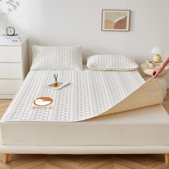 91家纺网 家纺一手货源 找家纺 2024新款水洗棉羊毛床褥大床款-富贵竹系列 富贵竹-白