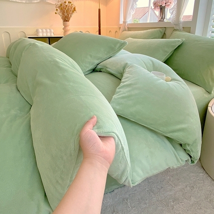 91家纺网 家纺一手货源 找家纺 （总）2025新款 【风格一】纯色牛奶绒四件套牛奶绒被套雪花绒被套塔芙绒被套金貂绒四件套雕花绒四件套直播跨境外贸