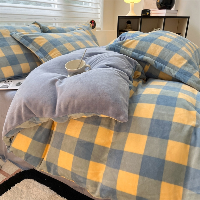 91家纺网 家纺一手货源 找家纺 启程家纺 2024新款无印风A类牛奶绒四件套 大格子-蓝黄