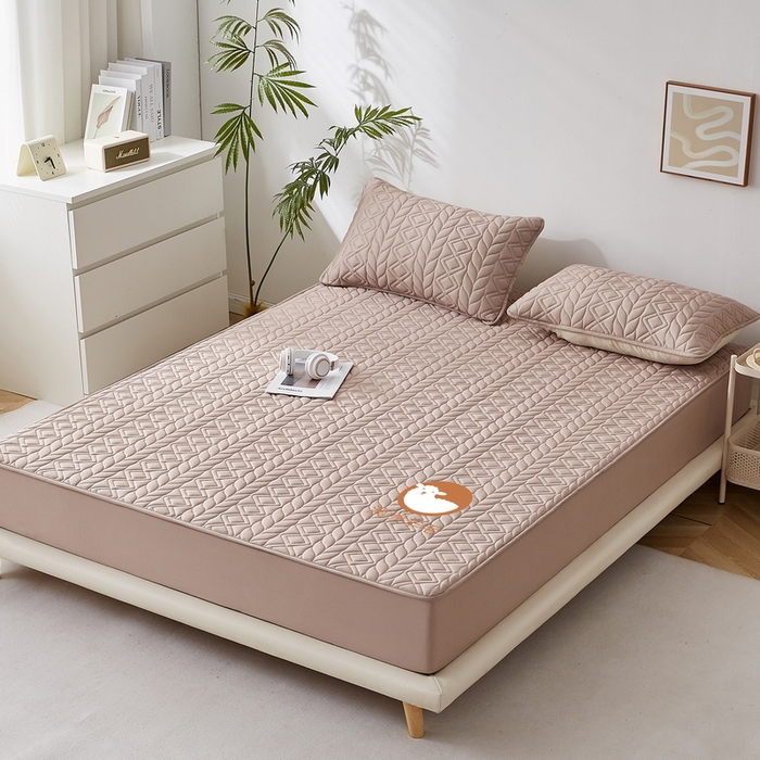 91家纺网 家纺一手货源 找家纺 卡派 2024新款大床款羊毛床笠-富贵竹 富贵竹-卡其