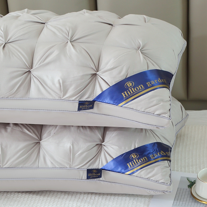 91家纺网 家纺一手货源 找家纺 2024新款扭花枕头枕芯深灰