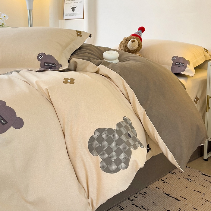 91家纺网 家纺一手货源 找家纺 2024新款全棉印花磨毛系列四件套 欧尼熊