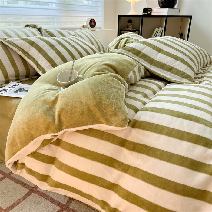 91家纺网 家纺一手货源 找家纺 启程家纺 2024新款无印风A类牛奶绒四件套 条纹-芥末绿