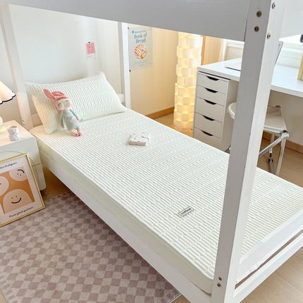 91家纺网 家纺一手货源 找家纺 芬晴家纺 2024新款A类全棉水洗棉大豆棉床笠-漫游（学生床） 漫游-奶白