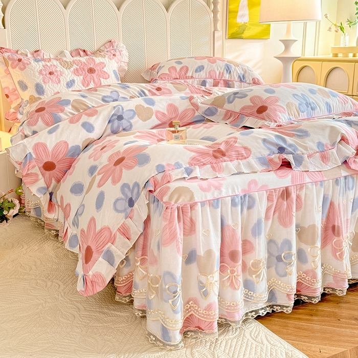 91家纺网 家纺一手货源 找家纺 美达家纺 2025新款亲肤舒适全棉公主风单床裙四件套 梦境之旅-粉