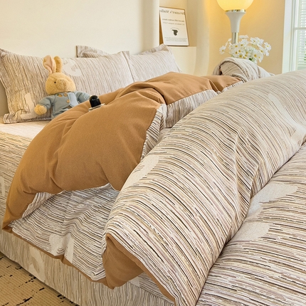 91家纺网 家纺一手货源 找家纺 2024新款全棉印花磨毛系列四件套 休闲字母