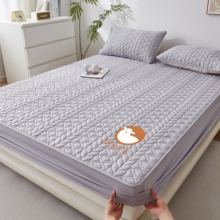 91家纺网 家纺一手货源 找家纺 （总）花言狐语 2025新款大床款羊毛床笠-富贵竹