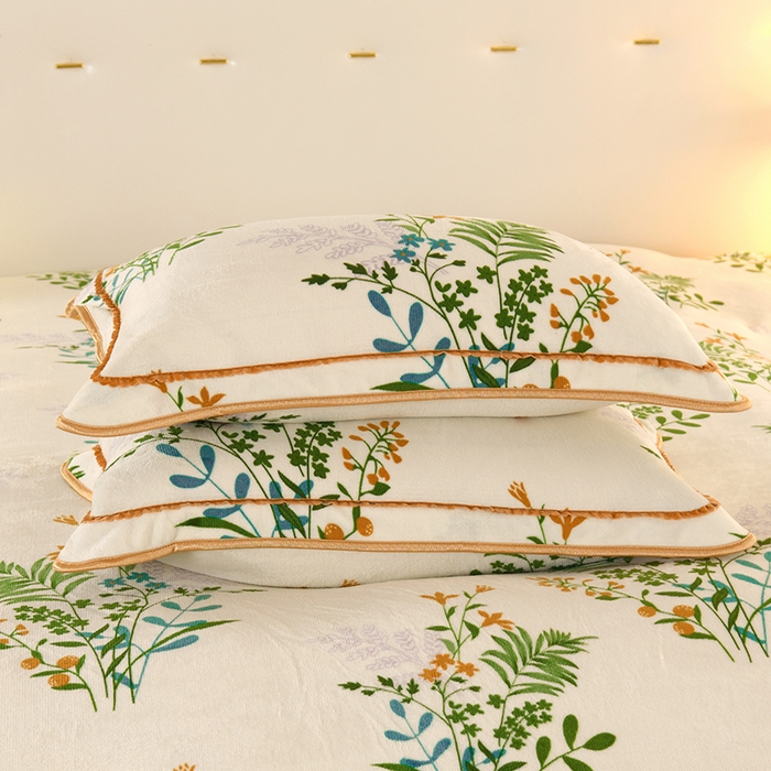 91家纺网 家纺一手货源 找家纺 爱洛家纺 2024新款高克重牛奶绒印花四件套 阳光花语