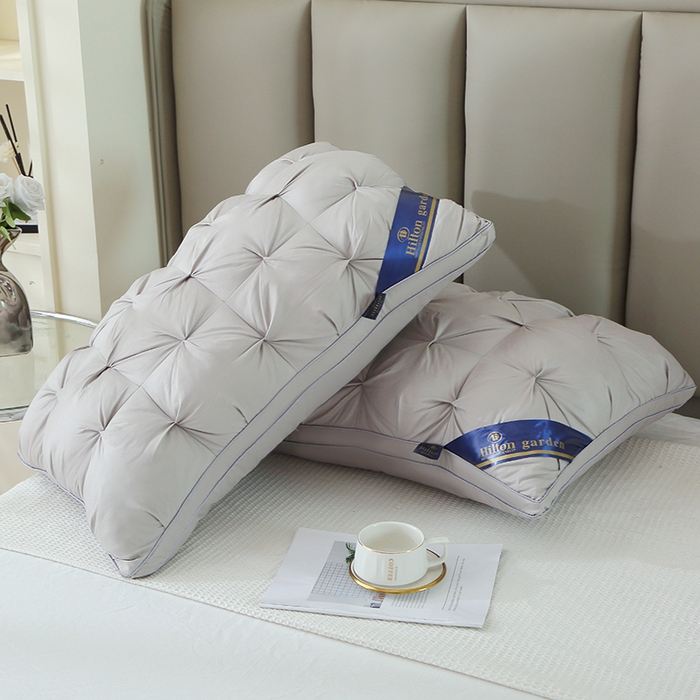 91家纺网 家纺一手货源 找家纺 2024新款扭花枕头枕芯深灰