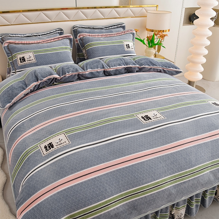 91家纺网 家纺一手货源 找家纺 爱洛家纺 2024新款高克重牛奶绒印花四件套 彩色条纹