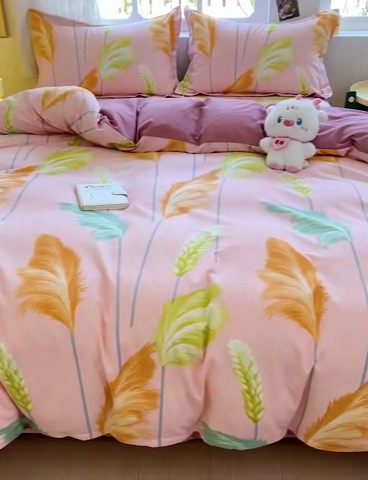 91家纺网 家纺一手货源 找家纺 2024新款全棉印花磨毛系列四件套 一帘幽梦