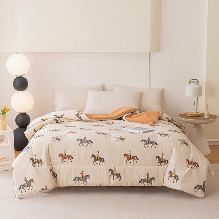 91家纺网 家纺一手货源 找家纺 爱宝被业 2024新款提花云纱棉印花被 马到成功