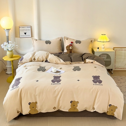 91家纺网 家纺一手货源 找家纺 2024新款全棉印花磨毛系列单被套 欧尼熊