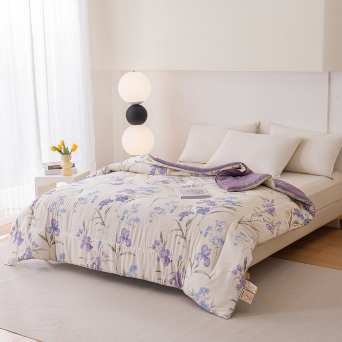 91家纺网 家纺一手货源 找家纺 爱宝被业 2024新款提花云纱棉印花被 花团锦簇