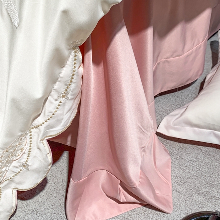 91家纺网 家纺一手货源 找家纺 梧桐家居 2024新款冰丝四件套-蝴蝶 蝴蝶-白粉