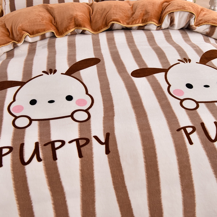 91家纺网 家纺一手货源 找家纺 德比尔斯 2025新款牛奶绒床裙四件套8-9斤法莱绒直播爆款日产2万套凯利