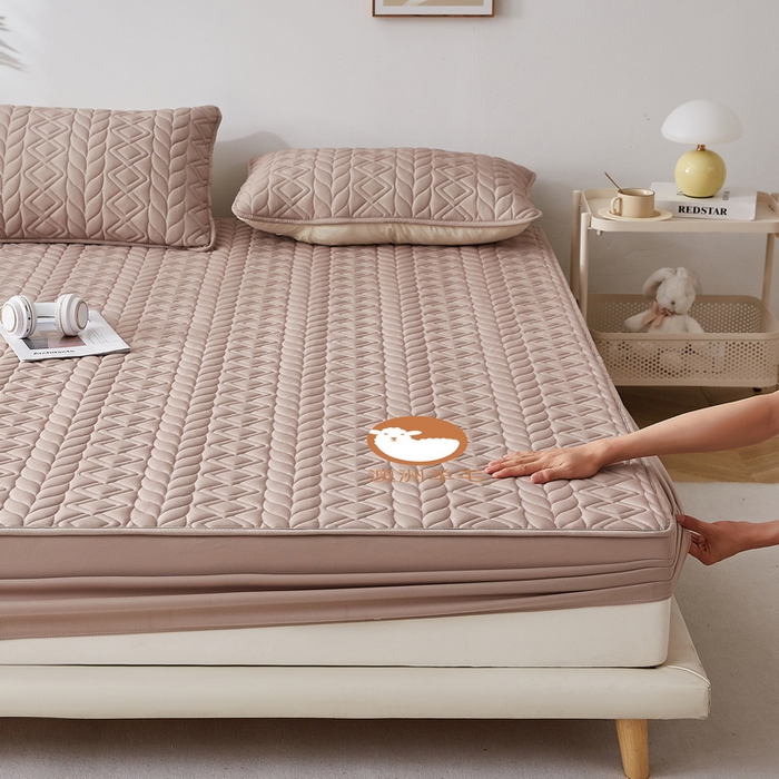 91家纺网 家纺一手货源 找家纺 卡派 2024新款大床款羊毛床笠-富贵竹 富贵竹-卡其