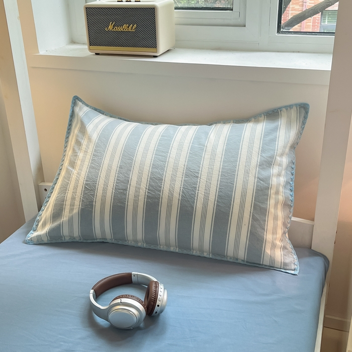 91家纺网 家纺一手货源 找家纺 吉象家纺 2025新款全棉水洗棉三角针学生三件套四件套 青春-浅蓝