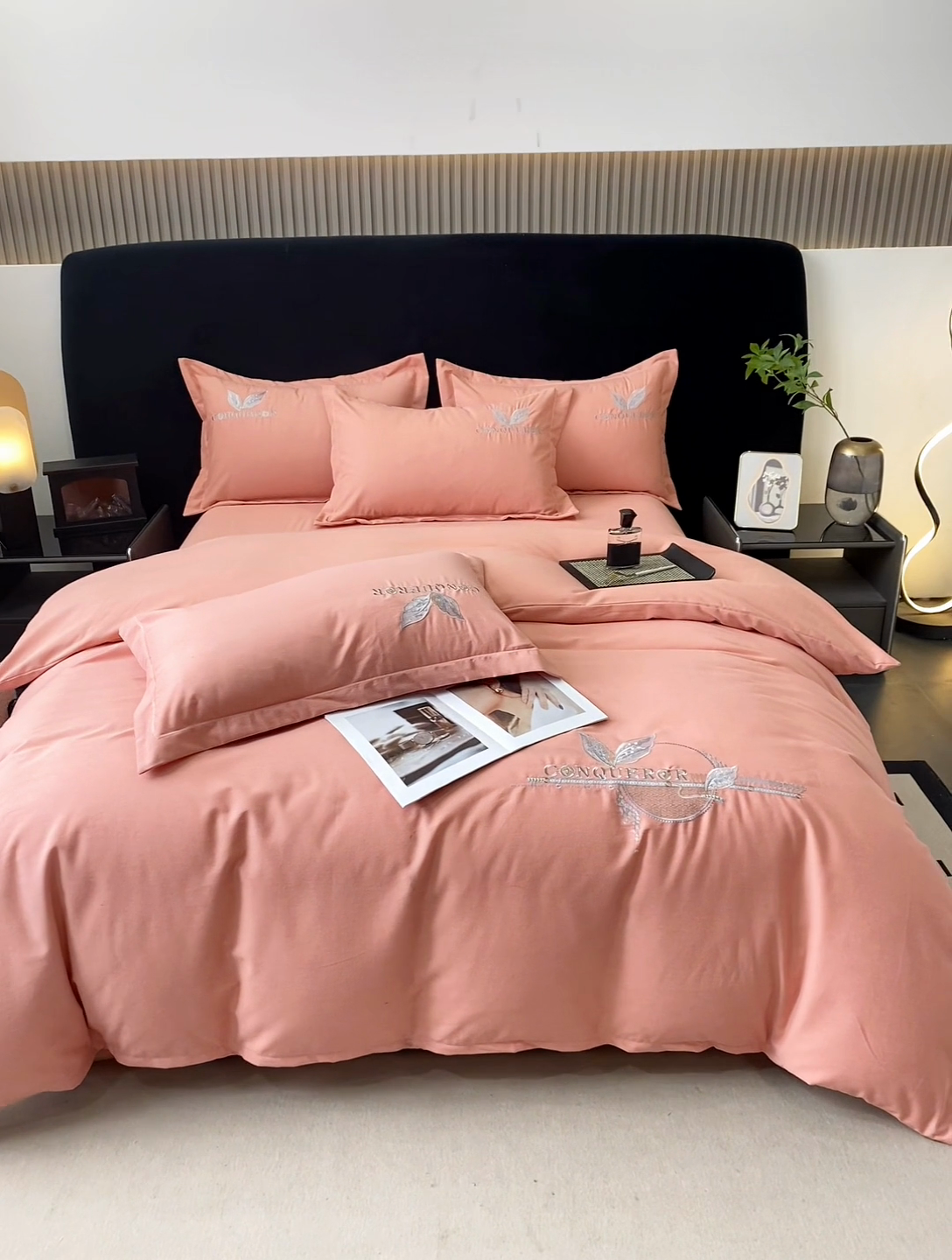 91家纺网 家纺一手货源 找家纺 昊翔家纺 2025新款全棉磨毛绣花四件套叶之秋-粉玉