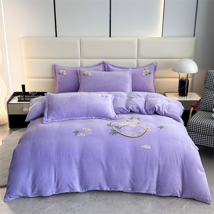 91家纺网 家纺一手货源 找家纺 （总）恋佳居 2025新款牛奶绒180克毛巾绣四件套