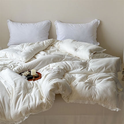 91家纺网 家纺一手货源 找家纺 （总）亿莱鑫 2025新款韩版泡泡棉秋冬被