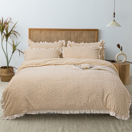 恩和家纺 2024新款牛奶绒雕花绒木耳飞边款四件套 森林物语