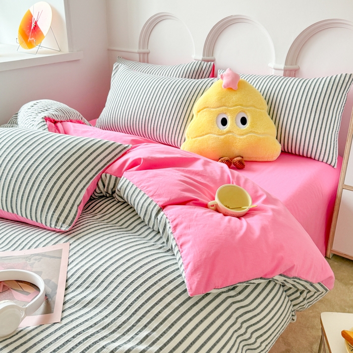 91家纺网 家纺一手货源 找家纺 千朵 2024新款色织提花水洗棉四件套 灰红