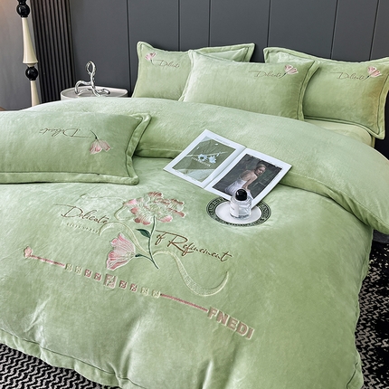 91家纺网 家纺一手货源 找家纺 （总）慕克斯 2024新款宽边牛奶绒四件套