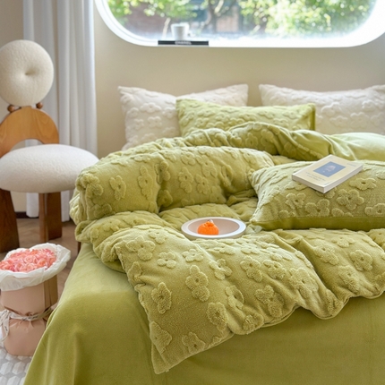 91家纺网 家纺一手货源 找家纺 （总）2024新款INS风立体剪花舒棉绒四件套-云朵花