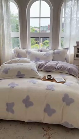 91家纺网 家纺一手货源 找家纺 萝莉家纺 2024新款加厚舒舒绒提花舒棉绒牛奶绒系列四件套 蝴蝴浅紫
